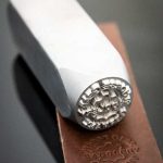 Sattlerei Lederschlagstempel